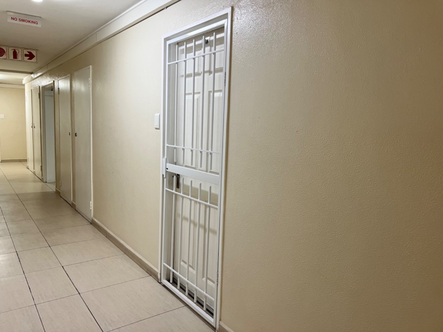 1 Bedroom Property for Sale in Cape Town City Centre Western Cape